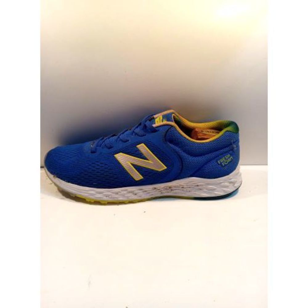 New Balance Blue Sneakers Yarrigv Men's Size 6.5